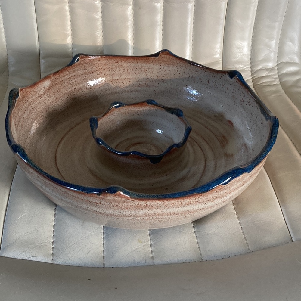 Handmade, Wheel-Thrown Stoneware Dip Bowl 🇨🇦